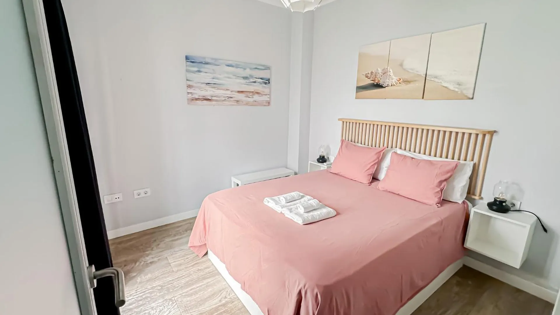 Apartment Encantador Apartamento Centrico Con Patio Malaga