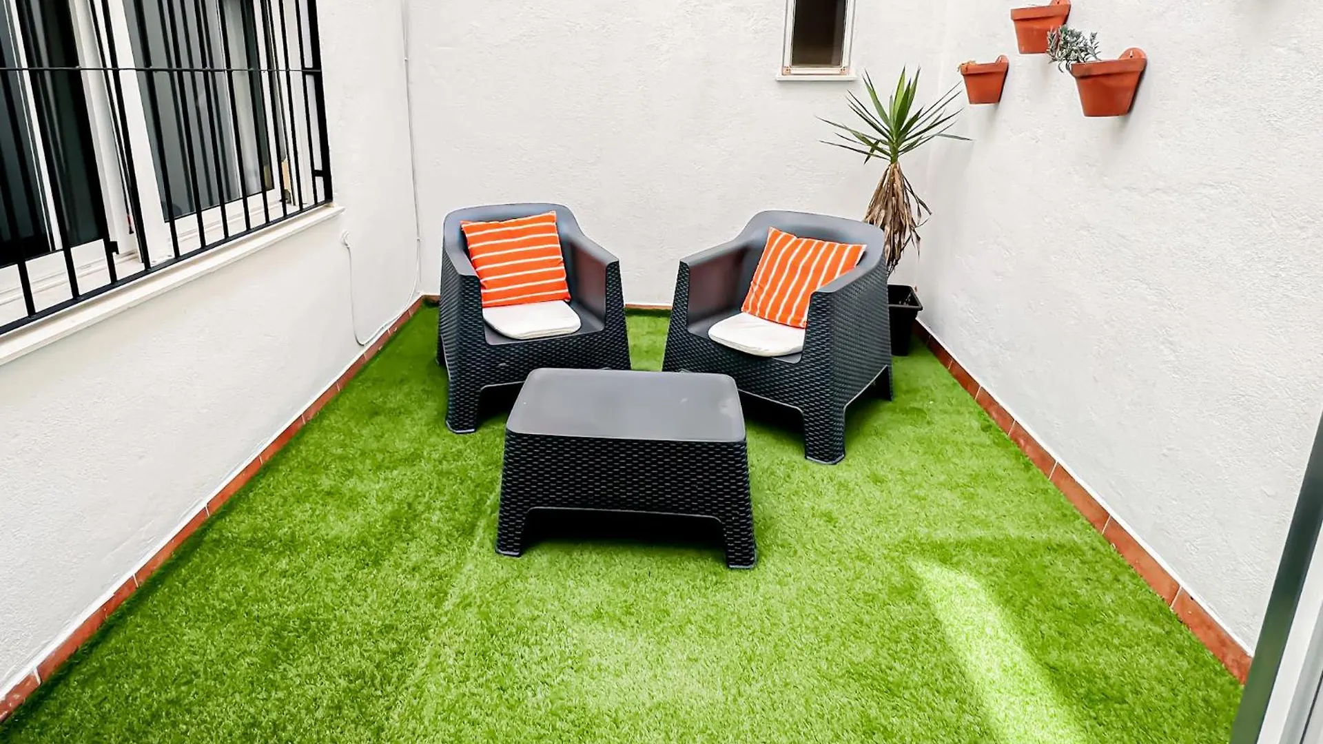 Encantador Apartamento Centrico Con Patio Malaga Spain
